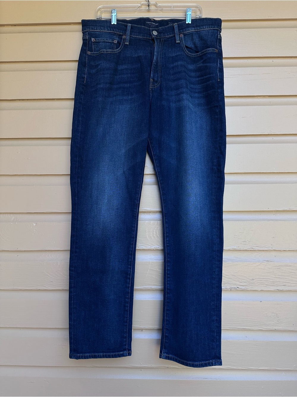 Lucky Brand Men’s Jeans 410 Athletic Straight Size 36 x 32